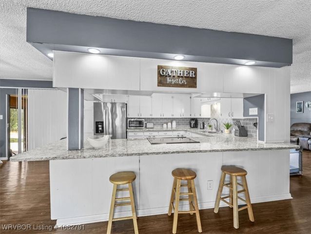 110 Oakwood Drive, Poteau, OK 74953