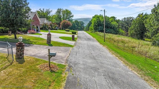 110 Oakwood Drive, Poteau, OK 74953