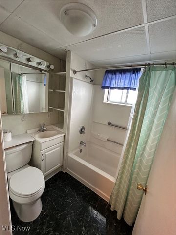 4248 W 49th Street, Cleveland, OH 44144