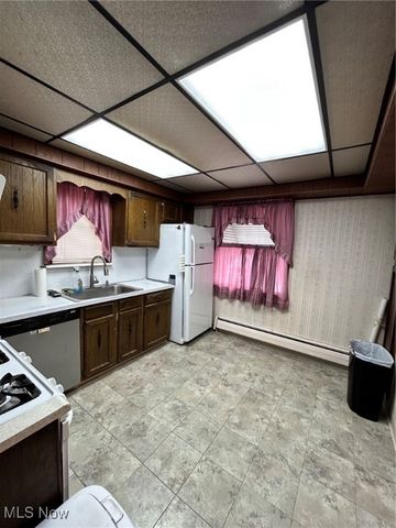 4248 W 49th Street, Cleveland, OH 44144