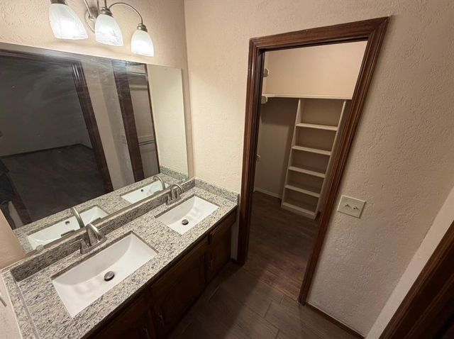 8120 NW 101st Street, Oklahoma City, OK 73162