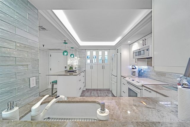 2900 NE 14th Street Causeway 709, Pompano Beach, FL 33062