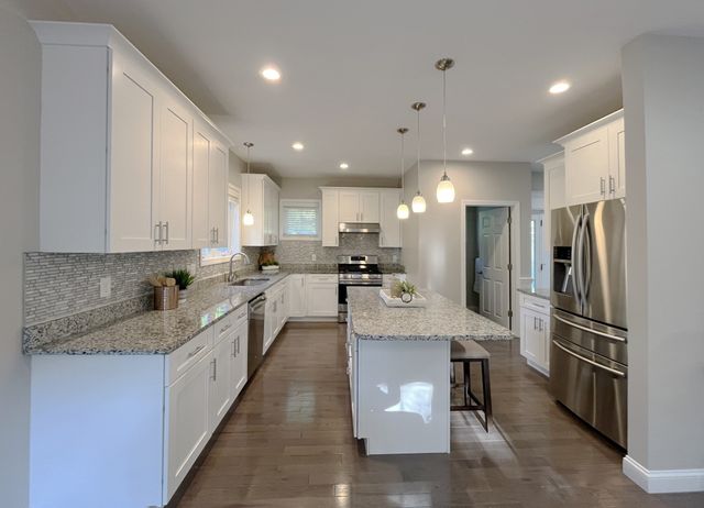 20 Beacon St 20, Shrewsbury, MA 01545