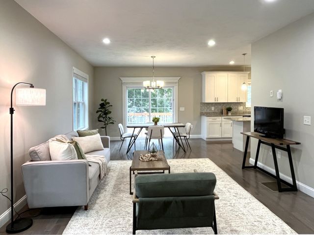 20 Beacon St 20, Shrewsbury, MA 01545