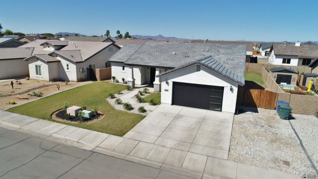 3424 W 37 Pl, Yuma, AZ 85364