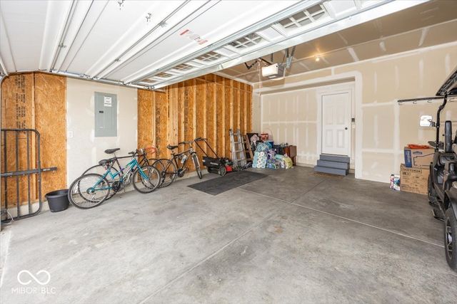 16379 Newberry Way, Fishers, IN 46040