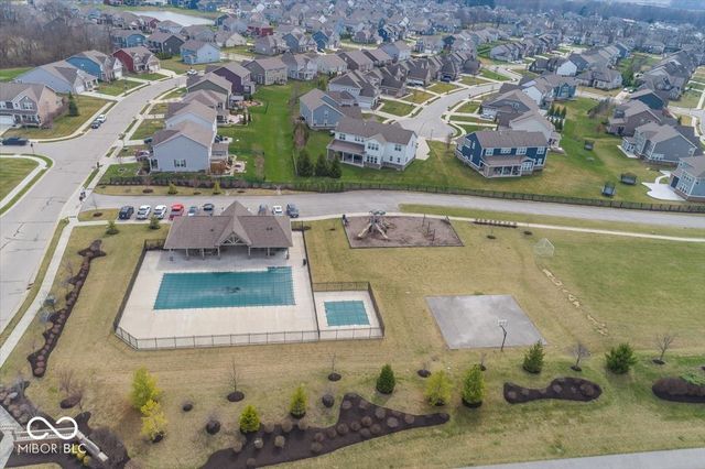 16379 Newberry Way, Fishers, IN 46040