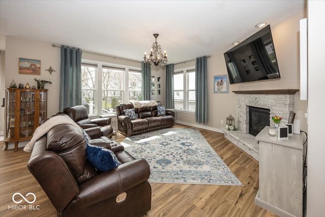 16379 Newberry Way, Fishers, IN 46040