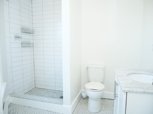 45 Carlton 7, Brookline, MA 02446