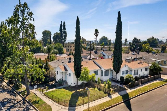 6153 Clybourn Avenue, North Hollywood, CA 91606