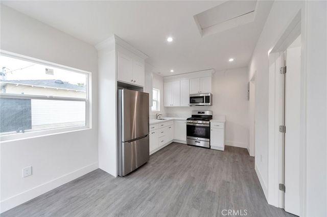 6153 Clybourn Avenue, North Hollywood, CA 91606