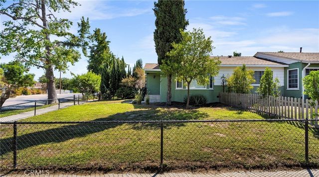 6153 Clybourn Avenue, North Hollywood, CA 91606
