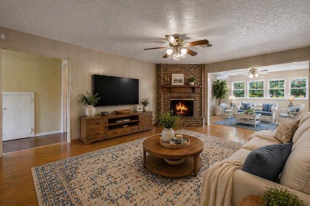 14510 Foxford Way, Houston, TX 77015