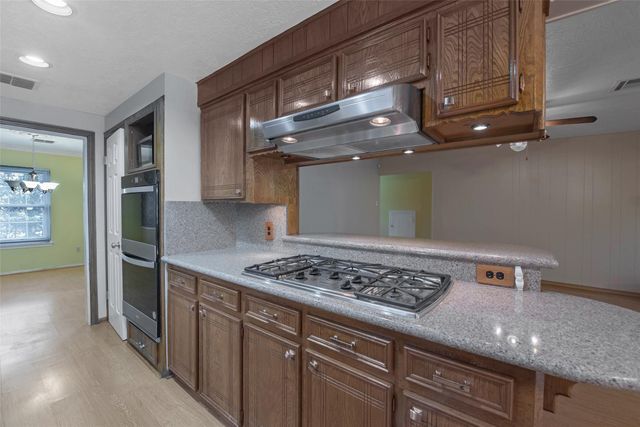 14510 Foxford Way, Houston, TX 77015