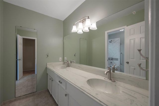 14510 Foxford Way, Houston, TX 77015