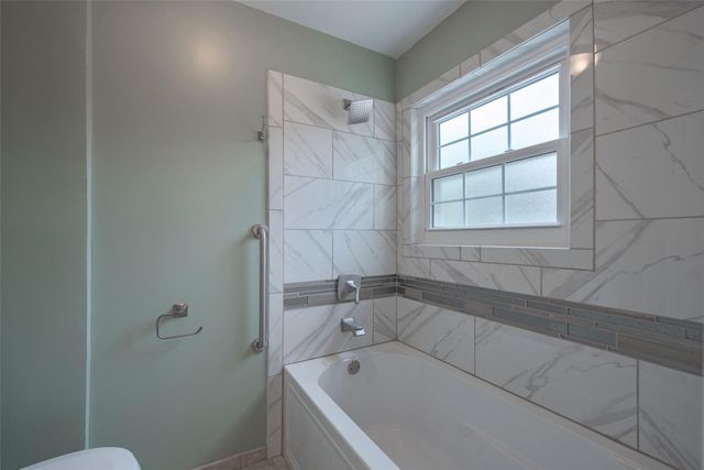 14510 Foxford Way, Houston, TX 77015