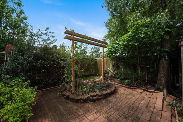 14510 Foxford Way, Houston, TX 77015