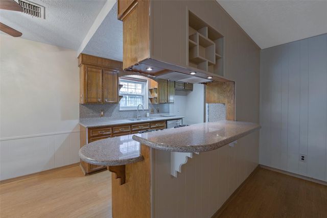 14510 Foxford Way, Houston, TX 77015