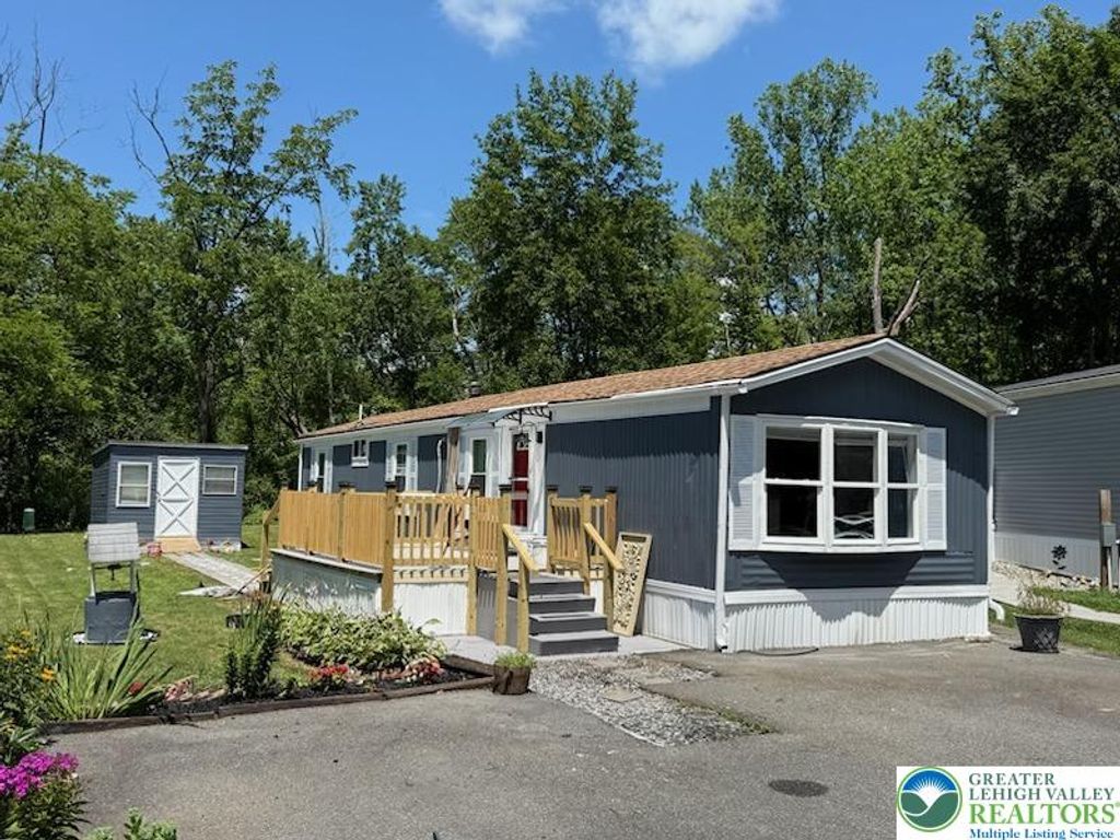 3449 Franklin Square, Moore Twp, PA 18067