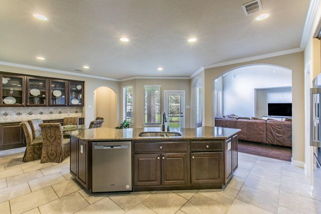 7642 Westmoreland Drive, Sugar Land, TX 77479