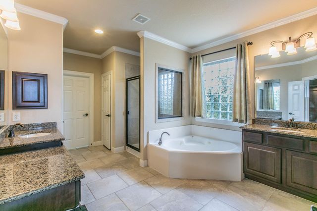 7642 Westmoreland Drive, Sugar Land, TX 77479