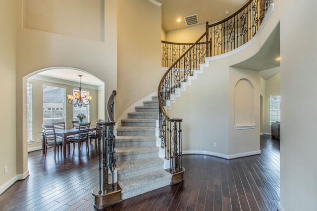 7642 Westmoreland Drive, Sugar Land, TX 77479
