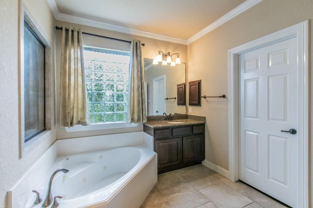 7642 Westmoreland Drive, Sugar Land, TX 77479