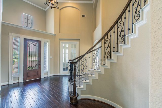 7642 Westmoreland Drive, Sugar Land, TX 77479