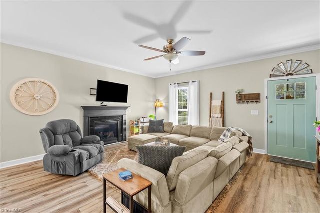 6015 Dehaven Road, Pleasant Garden, NC 27313