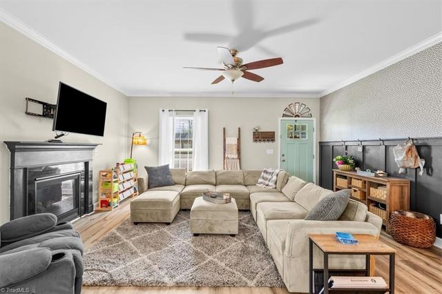 6015 Dehaven Road, Pleasant Garden, NC 27313