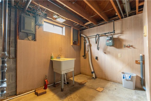 518 Summit Street, Niles, OH 44446