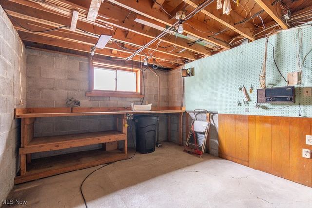 518 Summit Street, Niles, OH 44446