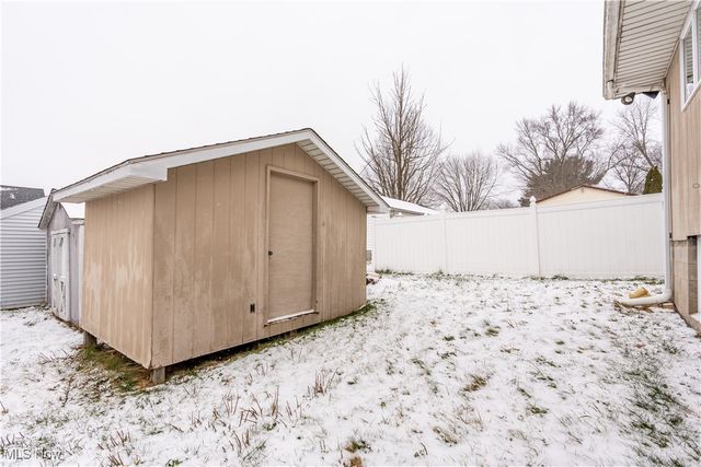 518 Summit Street, Niles, OH 44446