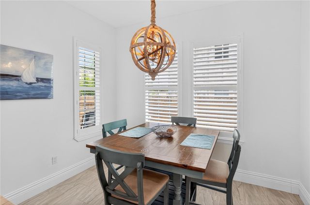 15510 SPYGLASS Dr, Corpus Christi, TX 78418