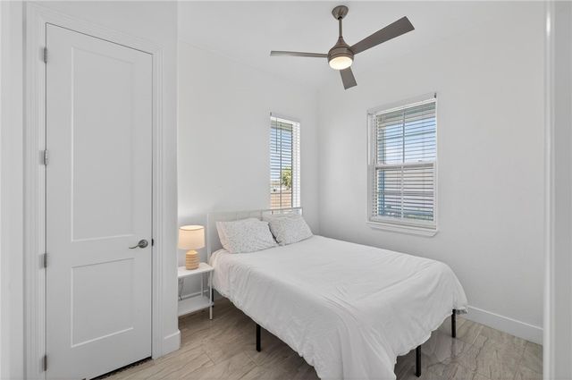 15510 SPYGLASS Dr, Corpus Christi, TX 78418