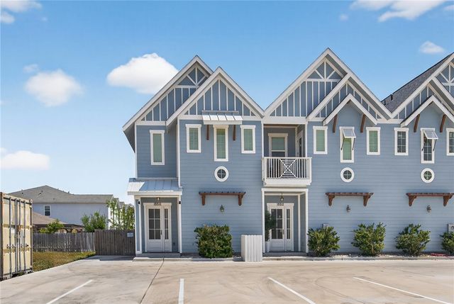 15510 SPYGLASS Dr, Corpus Christi, TX 78418