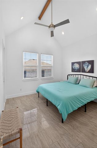 15510 SPYGLASS Dr, Corpus Christi, TX 78418