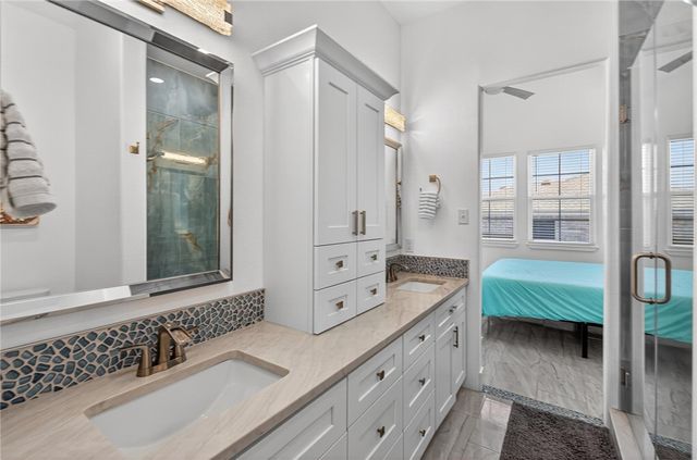 15510 SPYGLASS Dr, Corpus Christi, TX 78418