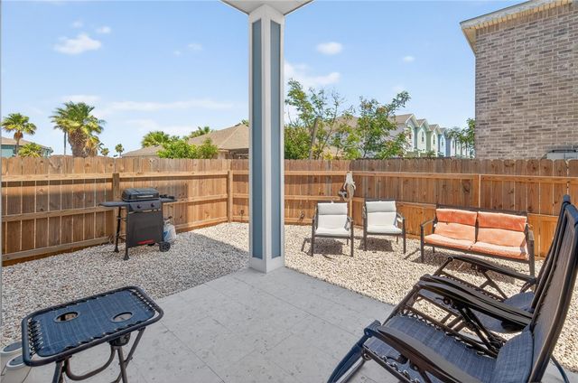 15510 SPYGLASS Dr, Corpus Christi, TX 78418