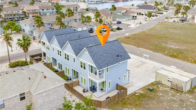 15510 SPYGLASS Dr, Corpus Christi, TX 78418