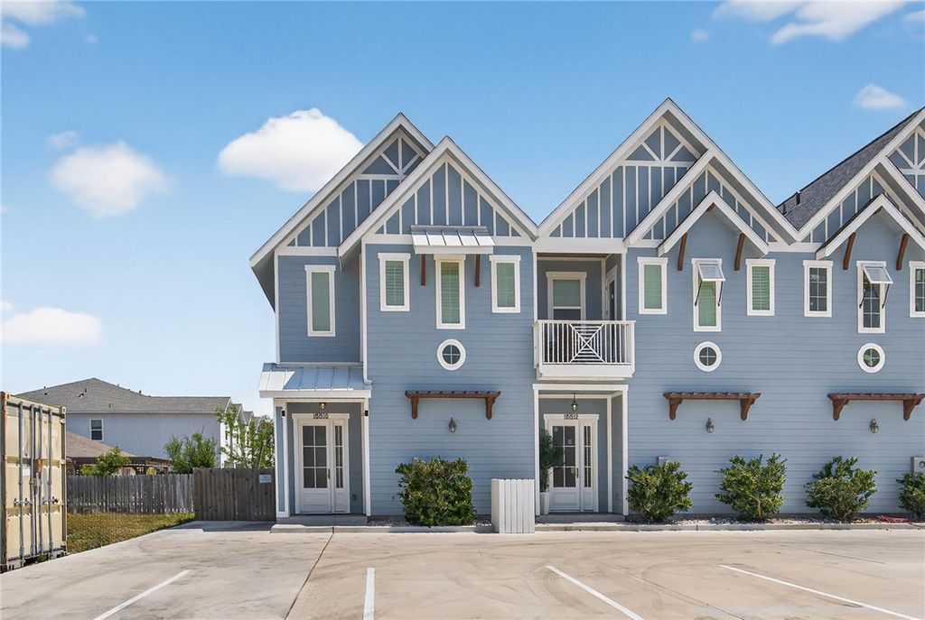 15510 SPYGLASS Dr, Corpus Christi, TX 78418 — photo 2