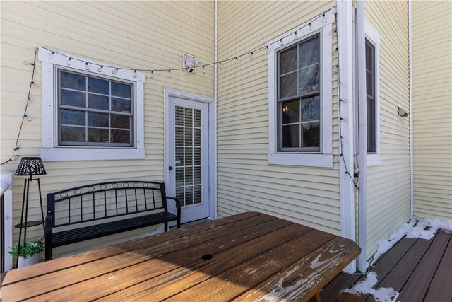 2433 Glen Mawr St, Sheraden, PA 15204