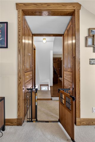 2433 Glen Mawr St, Sheraden, PA 15204