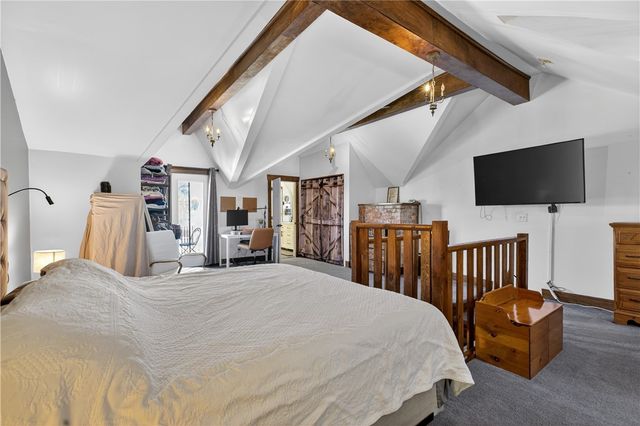 2433 Glen Mawr St, Sheraden, PA 15204