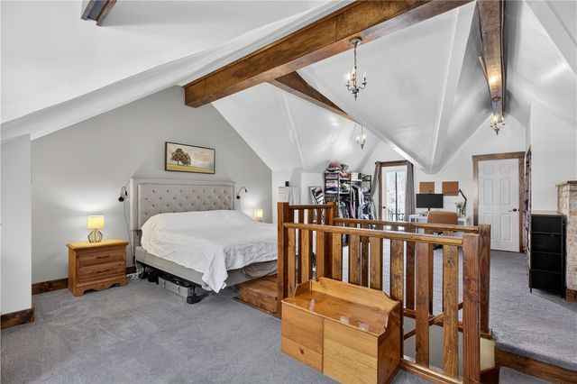 2433 Glen Mawr St, Sheraden, PA 15204