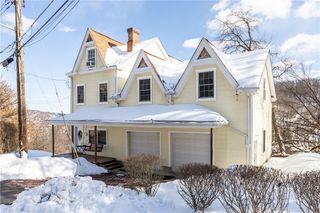 2433 Glen Mawr St, Sheraden, PA 15204