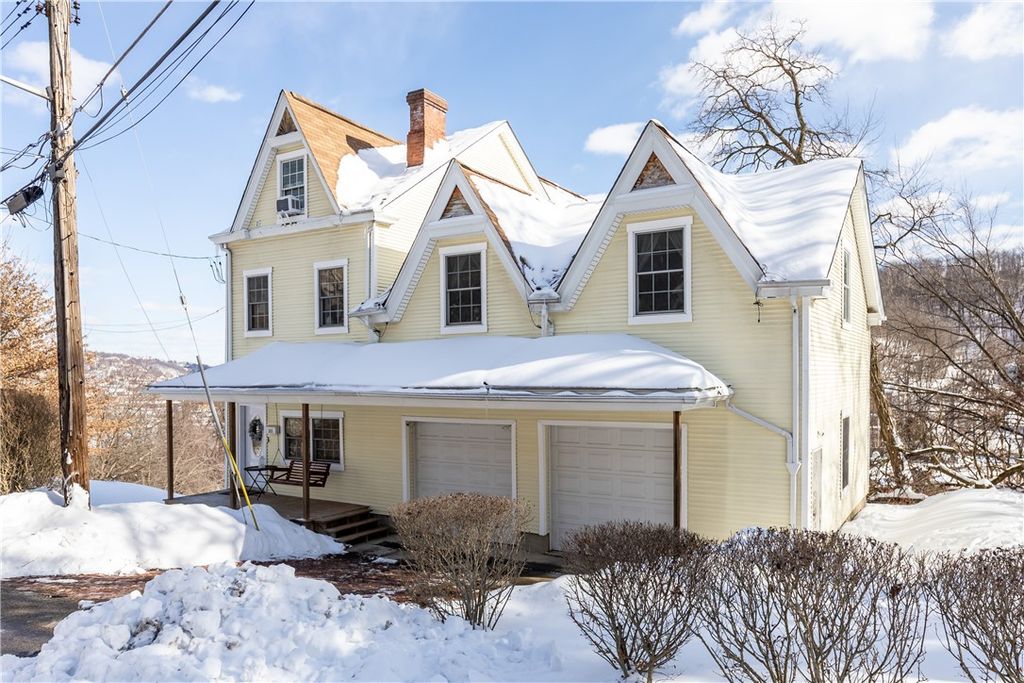 2433 Glen Mawr St, Sheraden, PA 15204