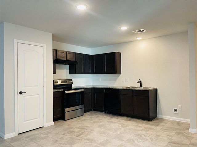 15504 Big Bow Bend, Willis, TX 77378