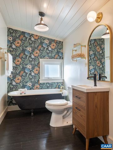 349 NW 10TH ST, Charlottesville, VA 22903