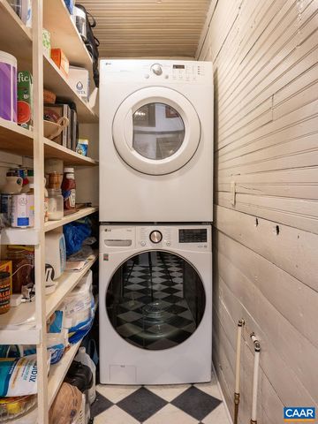 349 NW 10TH ST, Charlottesville, VA 22903